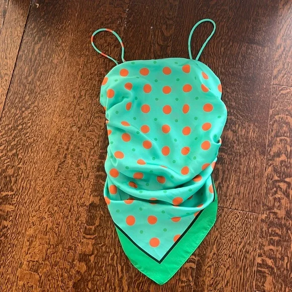 Scarf tops - Picture 1 of 6